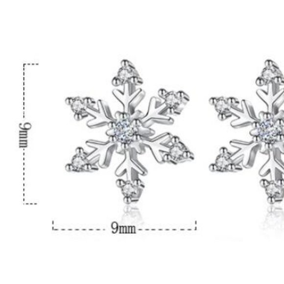 *NEW Sterling Silver Diamond Snowflake Earrings - Picture 7 of 7